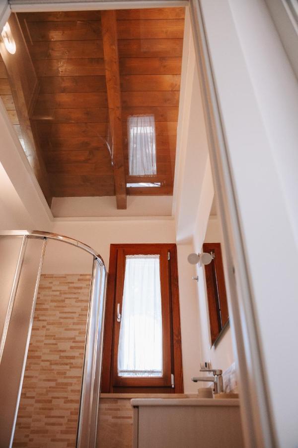 Magnolia Rooms Civitavecchia Exterior foto