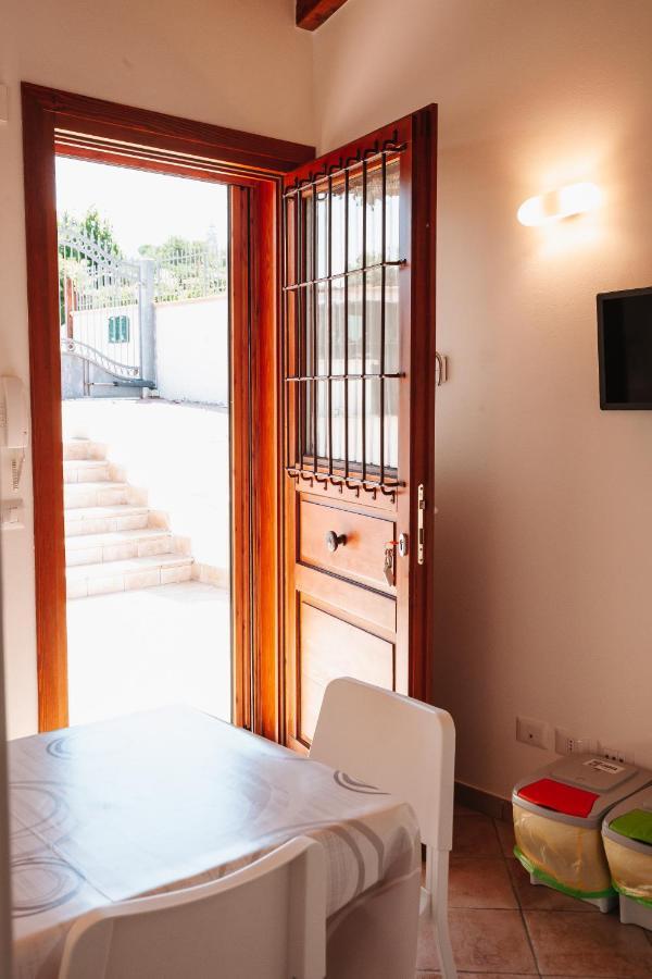 Magnolia Rooms Civitavecchia Exterior foto