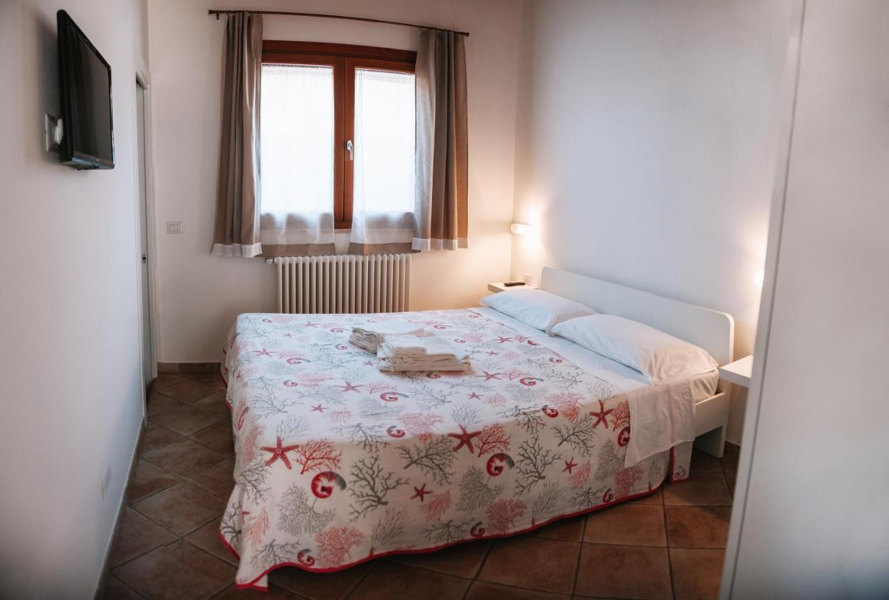 Magnolia Rooms Civitavecchia Exterior foto