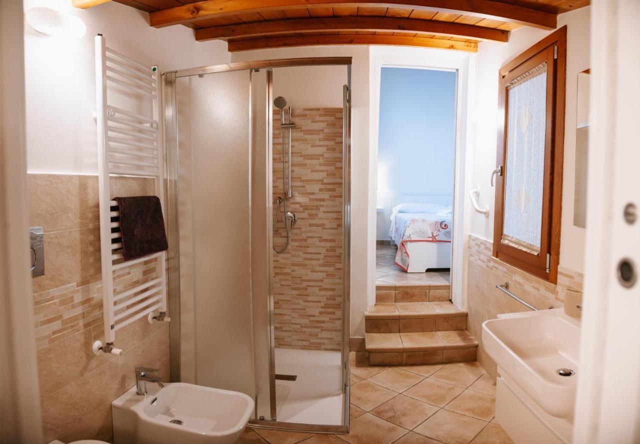 Magnolia Rooms Civitavecchia Exterior foto